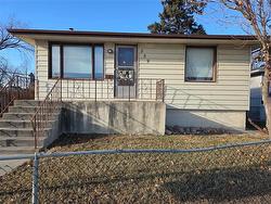 539 Archibald ST  Winnipeg, MB R2J 0X3