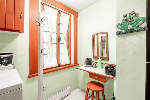 Salle de bains - 2046 Ch. Des Chalets, Mont-Blanc, QC - Indoor Photo Showing Laundry Room