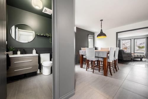 Powder room - 653 Rue Des Dahlias, Saint-Eustache, QC - Indoor