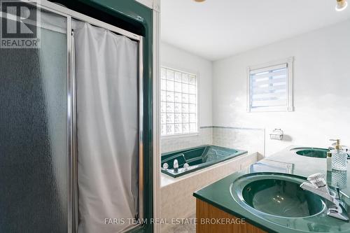 2040 Lea Road, Innisfil, ON - Indoor