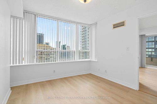 2610-23 Hollywood Avenue, Toronto, ON - Indoor Photo Showing Other Room