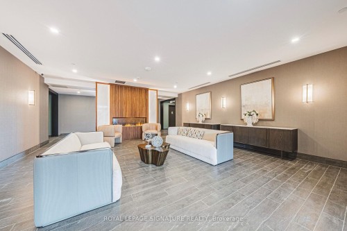 102-470 Dundas Street E, Hamilton, ON - Indoor