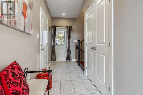 71 Locheed Drive, Hamilton, ON - Indoor Photo Showing Other Room
