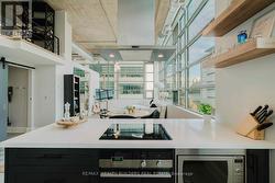 304 - 637 LAKE SHORE BOULEVARD W  Toronto, ON M5V 3J6