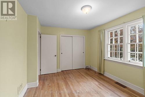 1914 Norwood Avenue, Ottawa, ON - Indoor Photo Showing Other Room