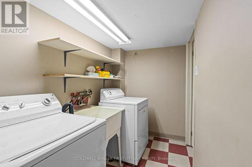 1914 Norwood Avenue, Ottawa, ON - Indoor Photo Showing Laundry Room