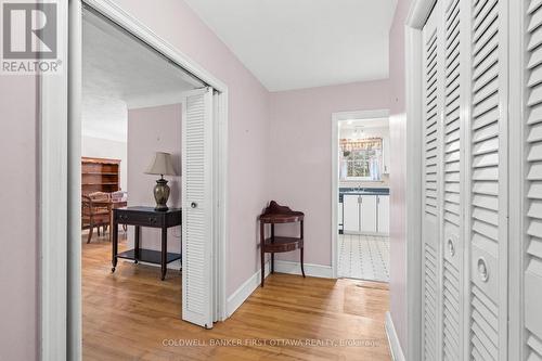 1914 Norwood Avenue, Ottawa, ON - Indoor Photo Showing Other Room