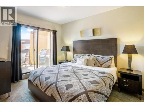 654 Cook Road Unit# 629, Kelowna, BC - Indoor Photo Showing Bedroom