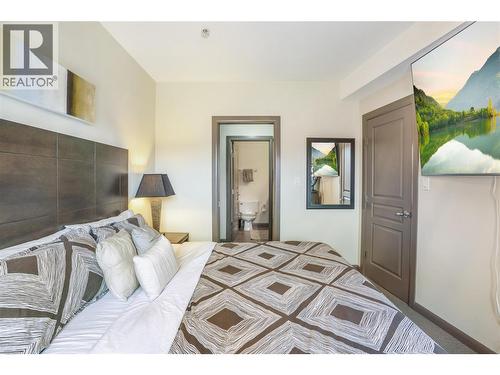 654 Cook Road Unit# 629, Kelowna, BC - Indoor Photo Showing Bedroom