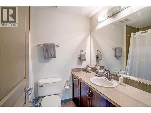 654 Cook Road Unit# 629, Kelowna, BC - Indoor Photo Showing Bathroom