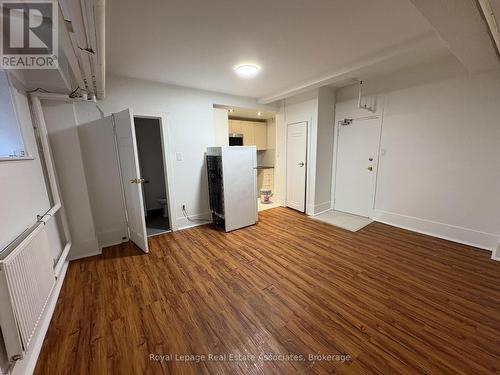 108 - 160 Huron Street, Toronto, ON - Indoor Photo Showing Other Room