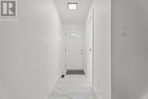 43 - 2120 Rathburn Road E, Mississauga, ON - Indoor Photo Showing Other Room