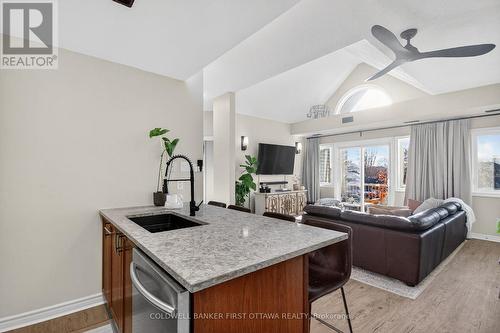 C - 137 Oldfield Drive, Ottawa, ON - Indoor