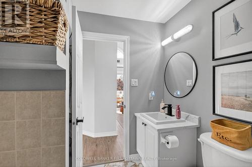 C - 137 Oldfield Drive, Ottawa, ON - Indoor Photo Showing Bathroom