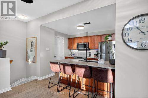 Kitchen with stainless steel appliances - C - 137 Oldfield Drive, Ottawa, ON - Indoor Photo Showing Kitchen