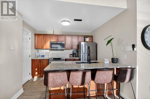 C - 137 Oldfield Drive, Ottawa, ON - Indoor Photo Showing Kitchen With Stainless Steel Kitchen