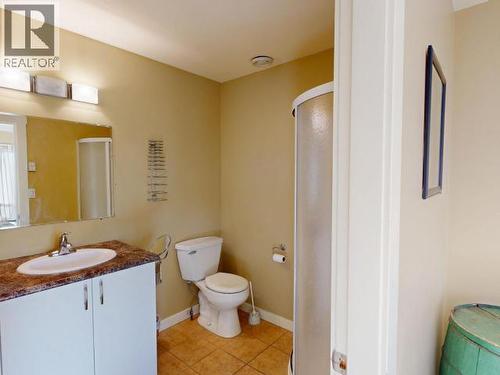 3004 Pebble Beach Road, Powell River, BC - Indoor Photo Showing Bathroom