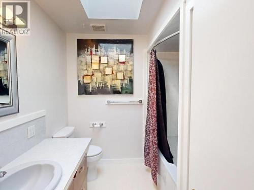 3004 Pebble Beach Road, Powell River, BC - Indoor Photo Showing Bathroom