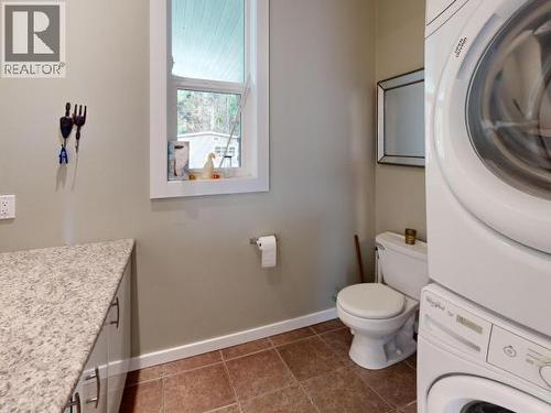 3004 Pebble Beach Road, Powell River, BC - Indoor