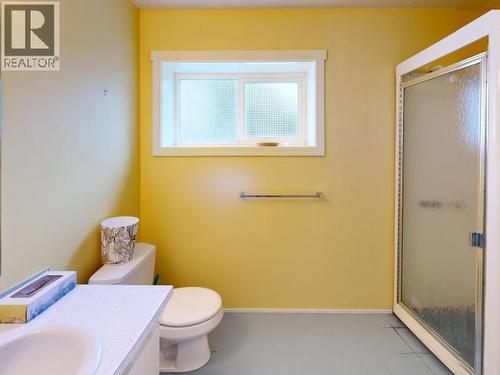 3004 Pebble Beach Road, Powell River, BC - Indoor Photo Showing Bathroom