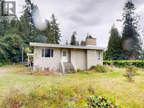 3004 Pebble Beach Road, Powell River, BC - Outdoor