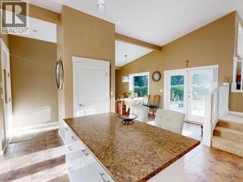 3004 Pebble Beach Road, Powell River, BC - Indoor Photo Showing Other Room