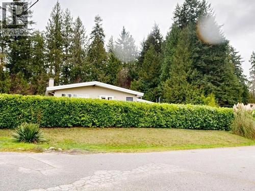 3004 Pebble Beach Road, Powell River, BC - Outdoor