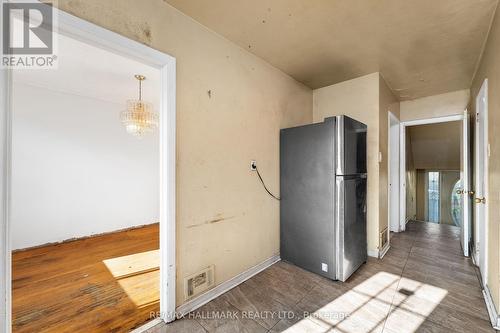 25 Falstaff Avenue, Toronto, ON -  Photo Showing Other Room