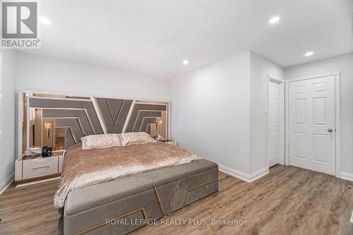 4635 Regents Terrace, Mississauga, ON - Indoor Photo Showing Bedroom