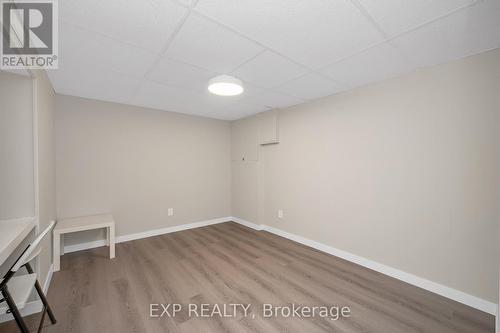 338 Delrex Boulevard, Halton Hills, ON - Indoor Photo Showing Other Room