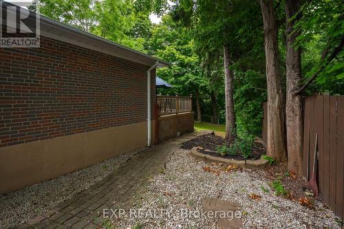 338 Delrex Boulevard, Halton Hills, ON - Outdoor