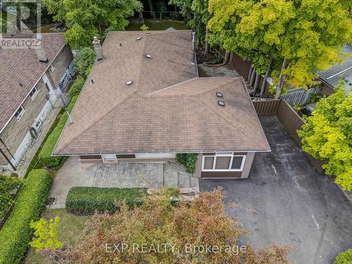 338 Delrex Boulevard, Halton Hills, ON - Outdoor