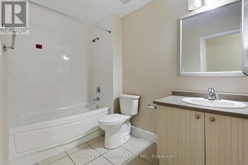 203 - 149 Main Street W, Hamilton, ON - Indoor Photo Showing Bathroom