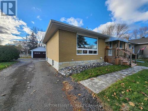 316 FIRST AVENUE  Brockville, ON K6V 3C1