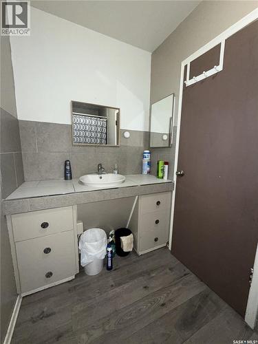 301 2Nd Street, Craik, SK - Indoor