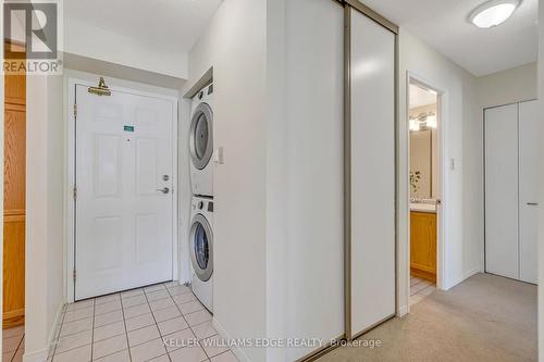 404 - 1270 Maple Crossing Boulevard, Burlington, ON - Indoor Photo Showing Laundry Room