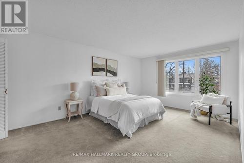 3407 Mccarthy Road, Ottawa, ON - Indoor Photo Showing Bedroom