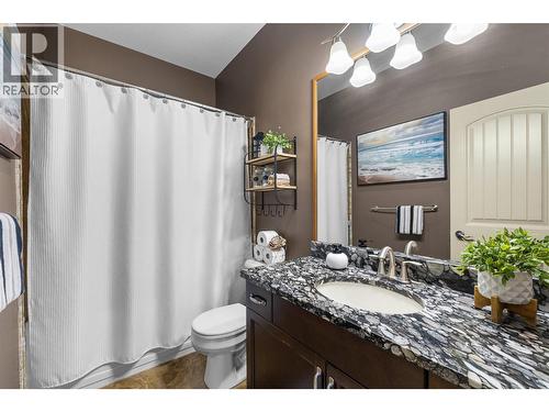 5067 Seon Crescent, Kelowna, BC - Indoor Photo Showing Bathroom