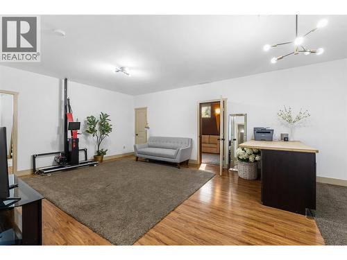 5067 Seon Crescent, Kelowna, BC - Indoor