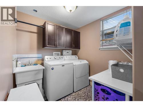 5067 Seon Crescent, Kelowna, BC - Indoor Photo Showing Laundry Room