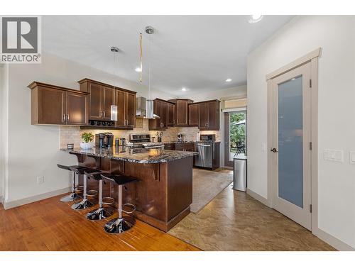 5067 Seon Crescent, Kelowna, BC - Indoor Photo Showing Kitchen