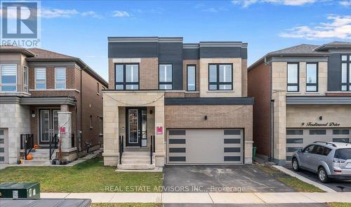 7 FERDINAND DRIVE  Brampton, ON L6Y 0E4