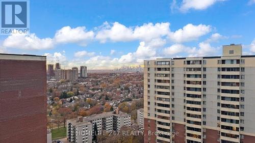 Ph 04 - 5 Massey Square, Toronto, ON - Outdoor