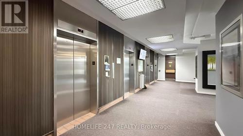 Ph 04 - 5 Massey Square, Toronto, ON - Indoor Photo Showing Other Room