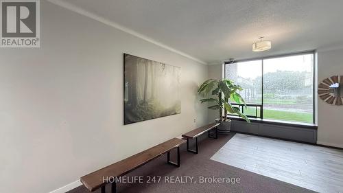 Ph 04 - 5 Massey Square, Toronto, ON - Indoor Photo Showing Other Room