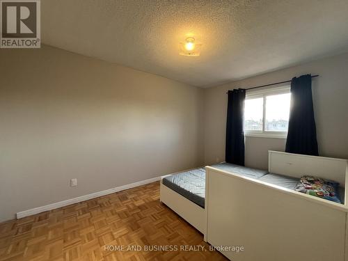 4327 Burnaby Court, Mississauga, ON - Indoor