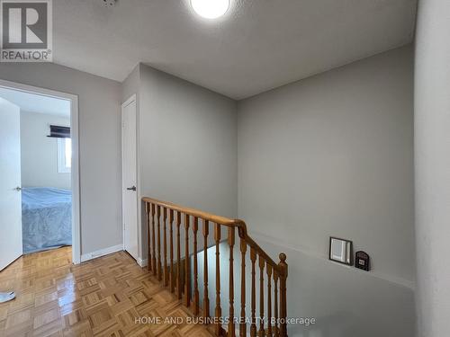 4327 Burnaby Court, Mississauga, ON - Indoor Photo Showing Other Room