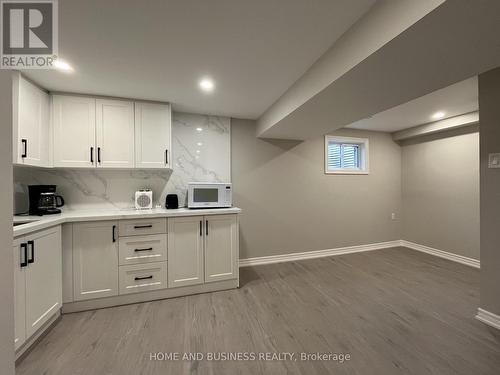 4327 Burnaby Court, Mississauga, ON - Indoor Photo Showing Basement