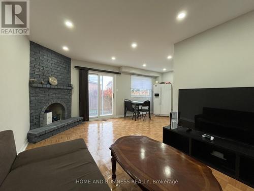 4327 Burnaby Court, Mississauga, ON - Indoor Photo Showing Living Room With Fireplace