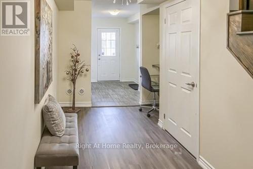 683 Laking Terrace, Milton (Cl Clarke), ON - Indoor Photo Showing Other Room